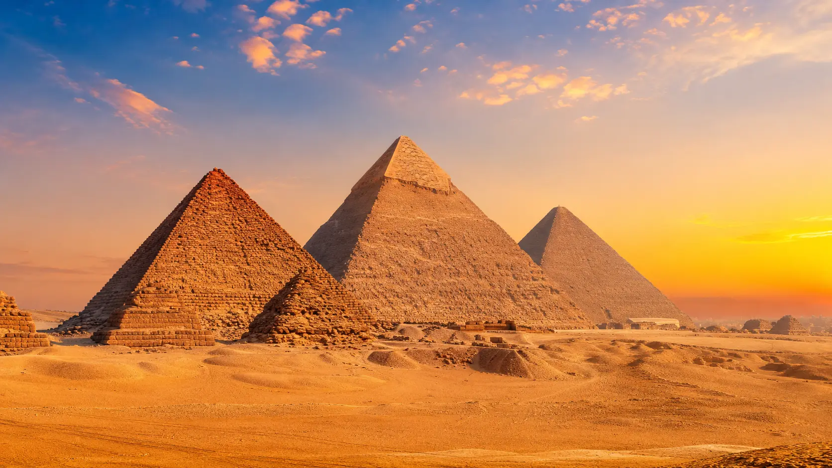 Explora las Grandes Pirámides de Guiza: guía esencial para visitantes